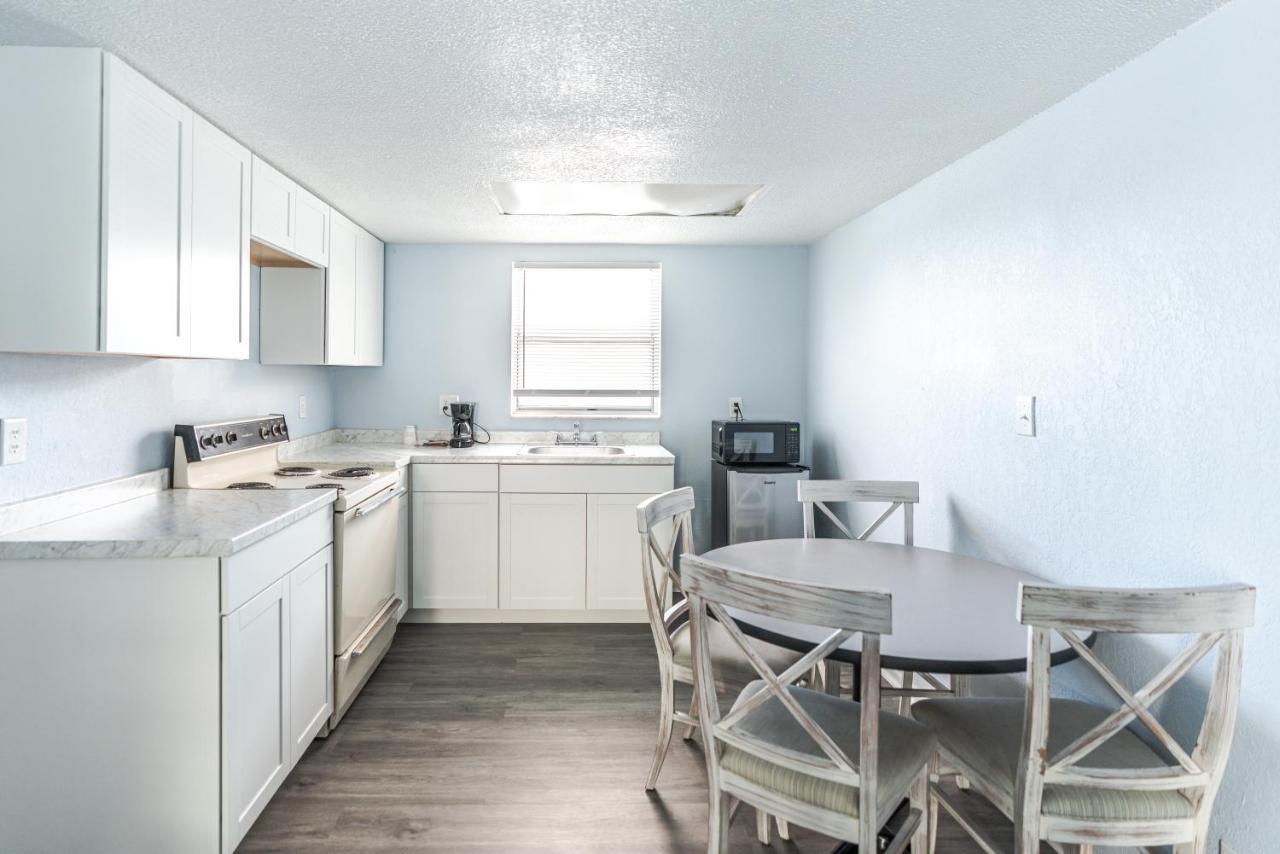 Echo Sails Motel Clearwater Beach Bagian luar foto