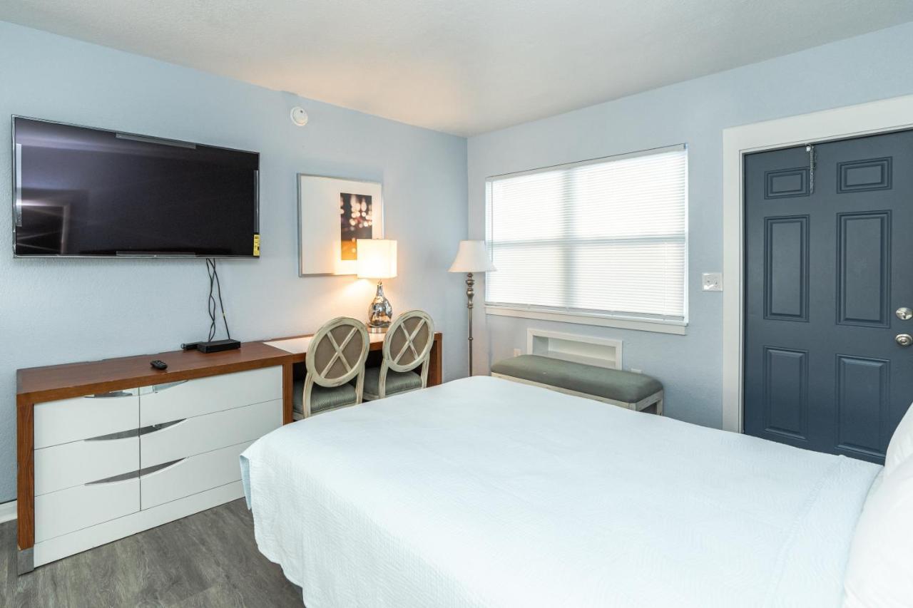 Echo Sails Motel Clearwater Beach Bagian luar foto