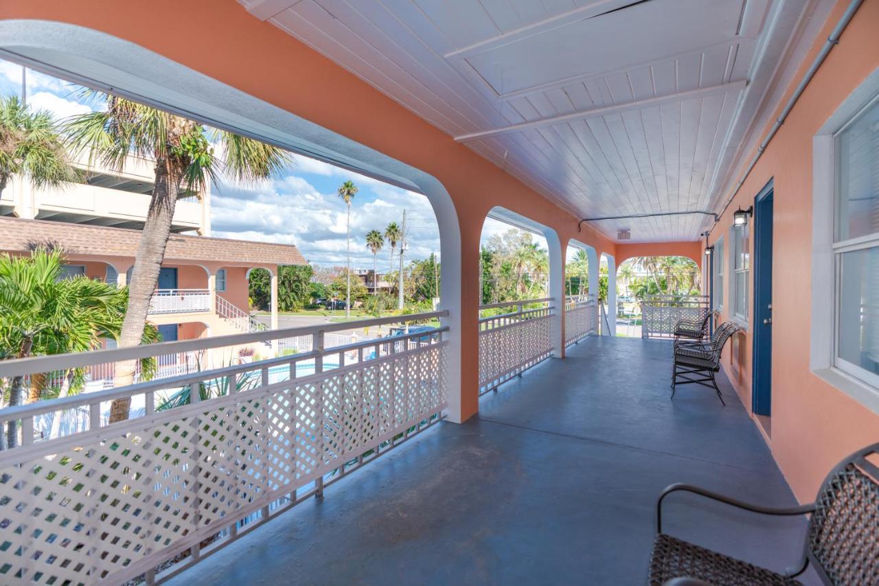 Echo Sails Motel Clearwater Beach Bagian luar foto