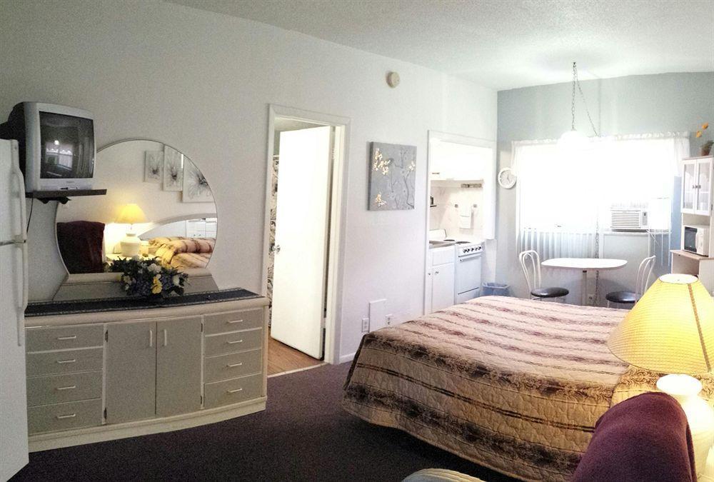 Echo Sails Motel Clearwater Beach Bagian luar foto