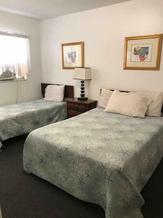 Echo Sails Motel Clearwater Beach Bagian luar foto